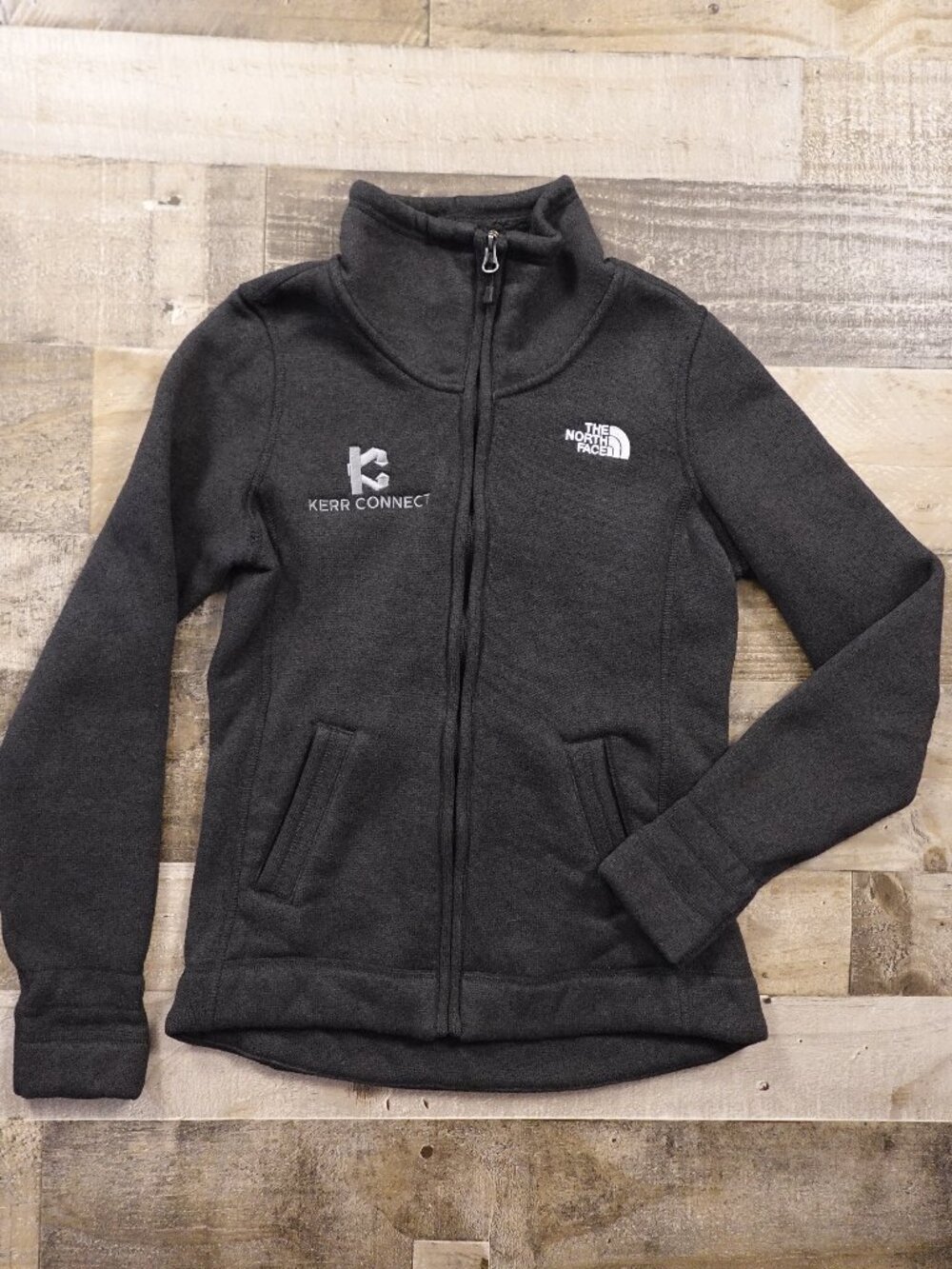 The North Face Fleece Jacket Women’s Small Black Full Zip Outdoor Layer